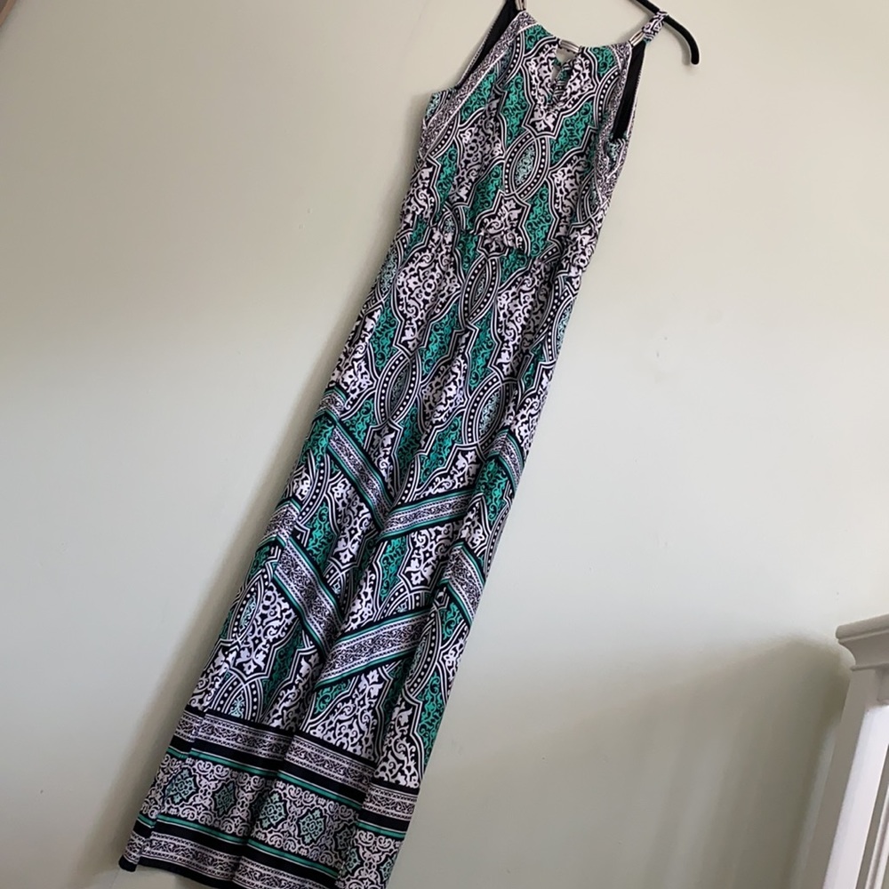 WHBM SLEEVELESS DRESS - Picture 2 of 4